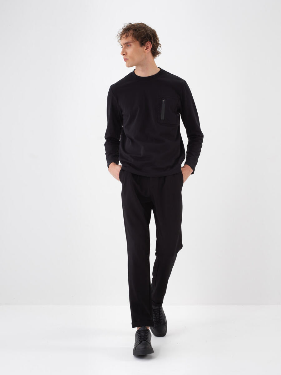 Xint Cotton Long Sleeve Black T-Shirt