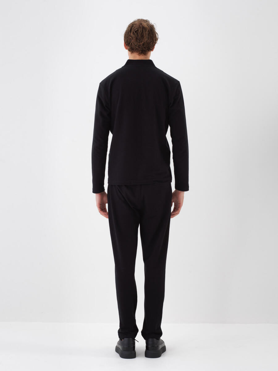 Xint Stand Up Collar Black Sweater