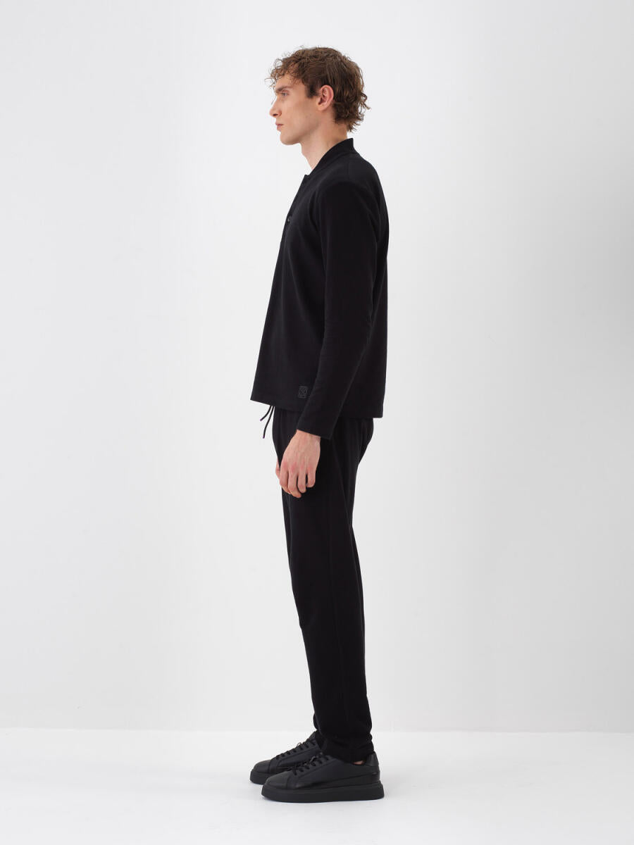 Xint Stand Up Collar Black Sweater