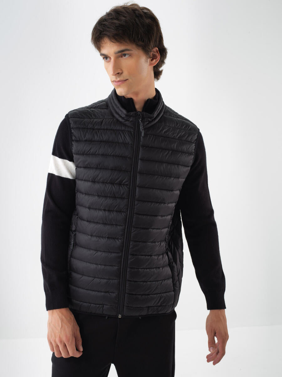 Xint Basic Black Puffer Vest