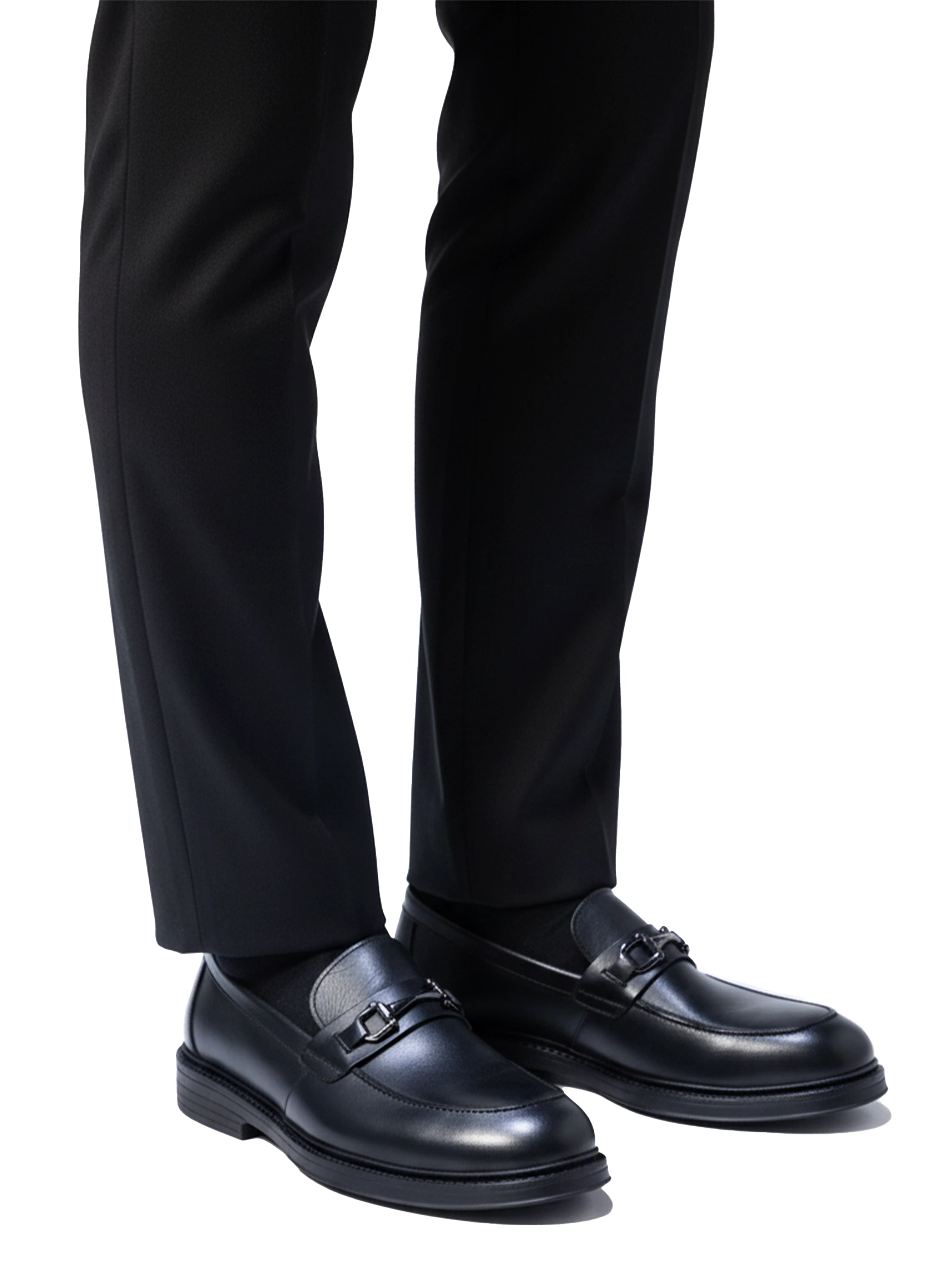 Elegant Black Leather Loafer