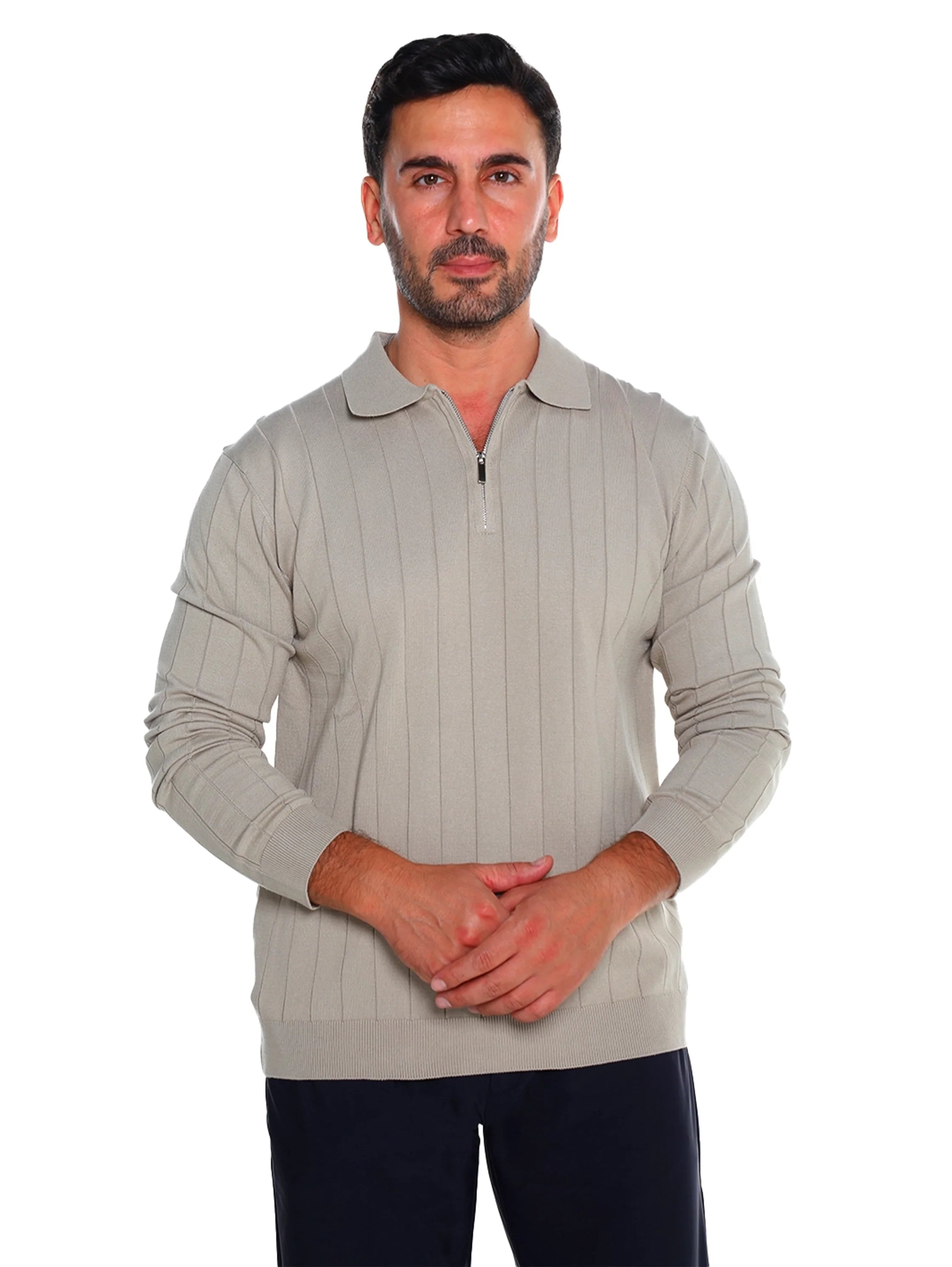 Long Sleeved Beige Pullover With Small Zipper To Close