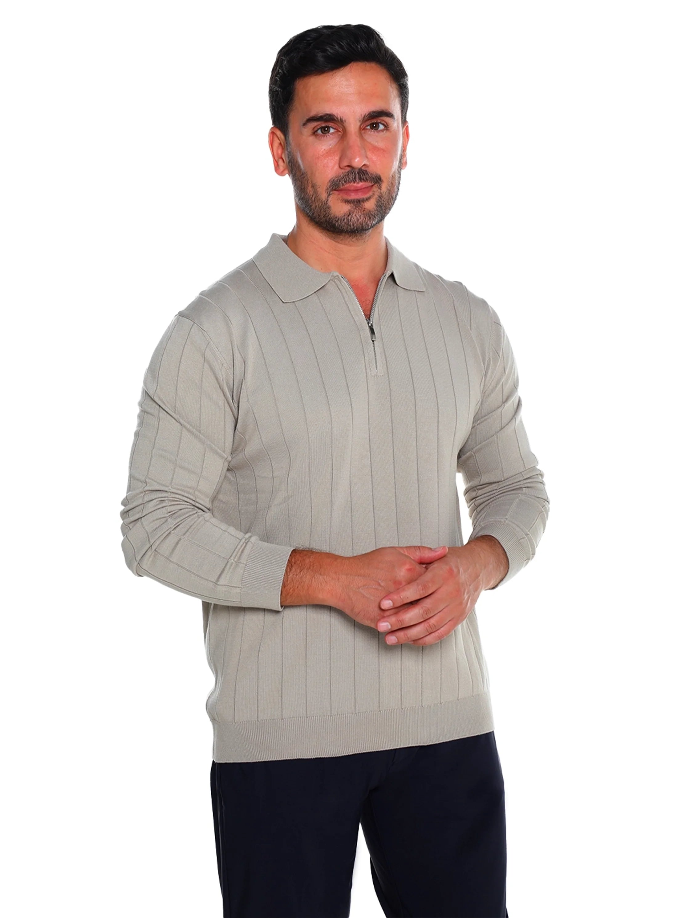 Long Sleeved Beige Pullover With Small Zipper To Close