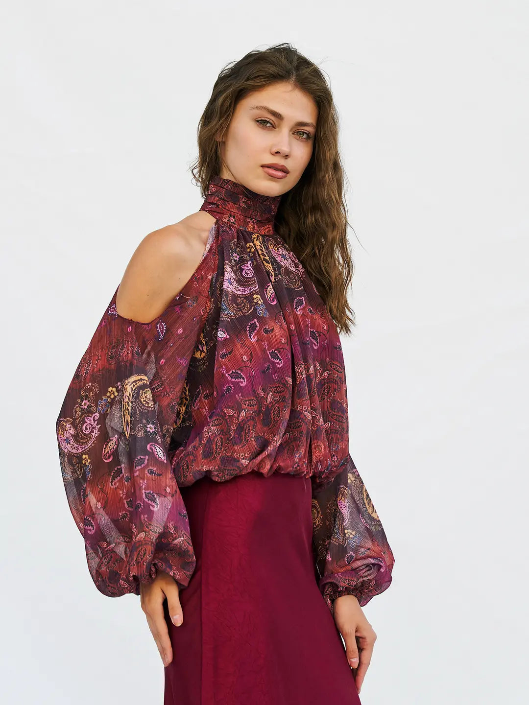Lefon Off-The-Shoulder Elastic Waist Bordo Top