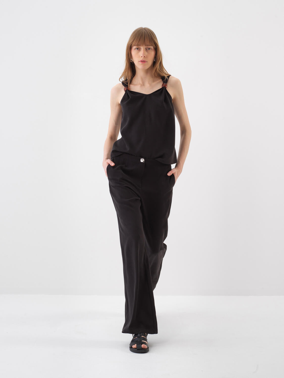 Xint Oversized Black Pant