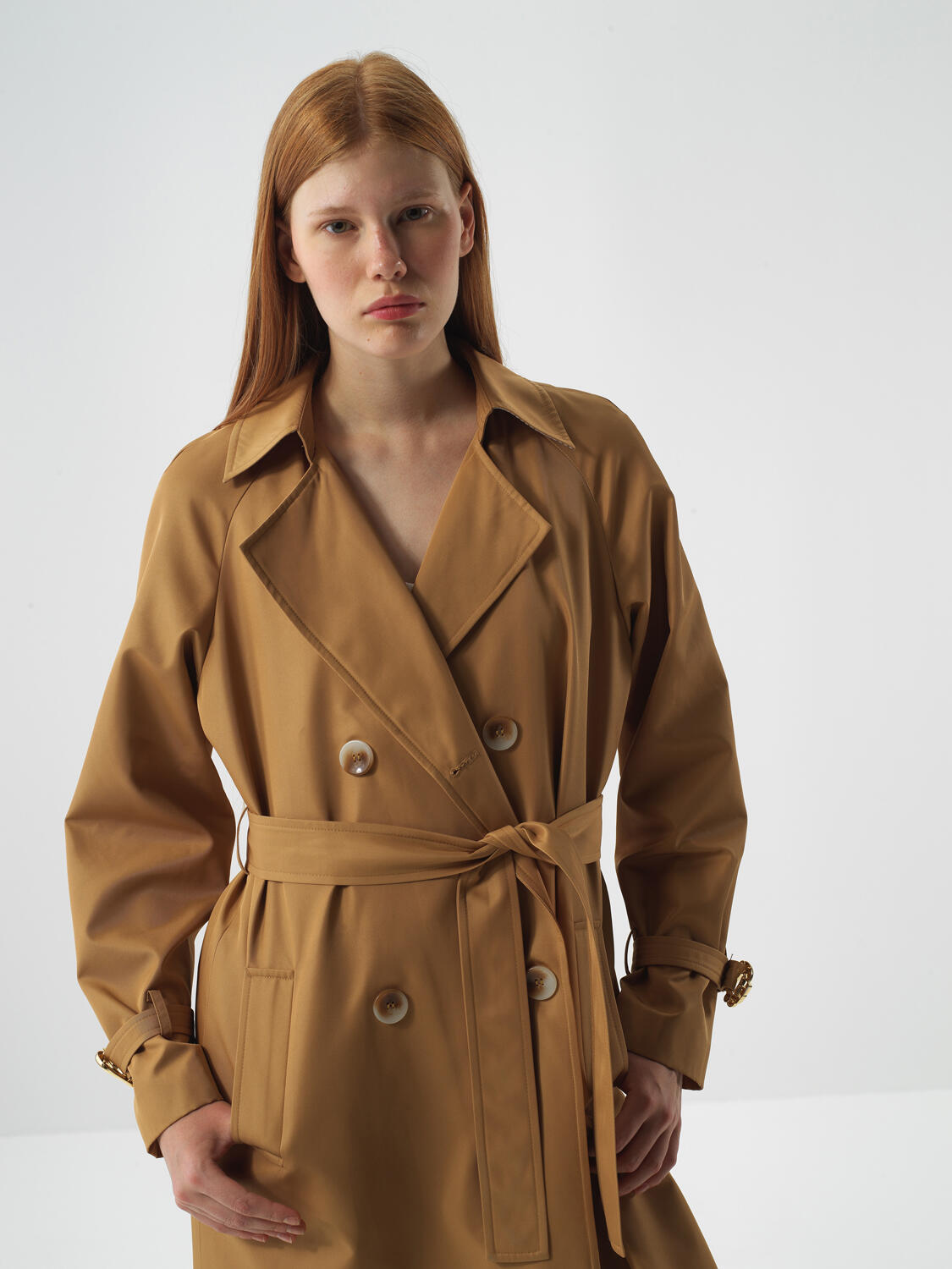 Xint Camel Regular Fit Trench Coat That Protects its From