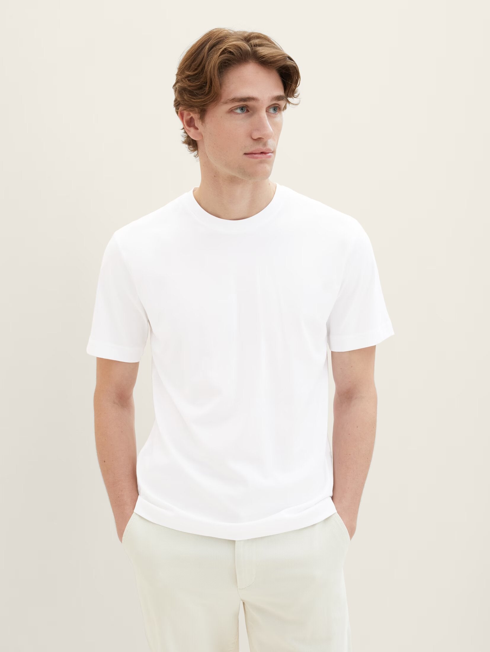 White T-shirt with a V-neckline in a Twin Pack