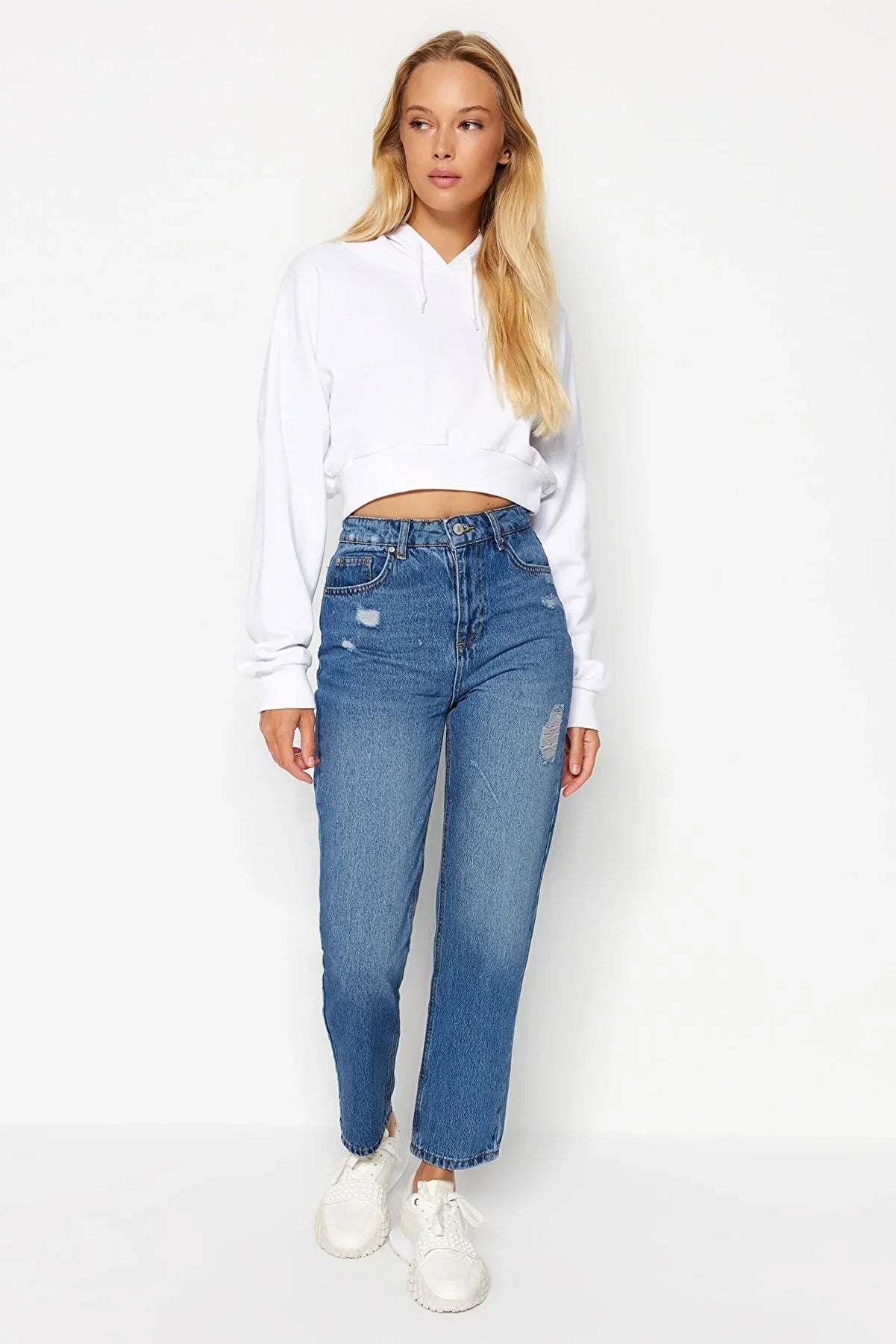 Trendyol Straight Blue Ripped Jeans