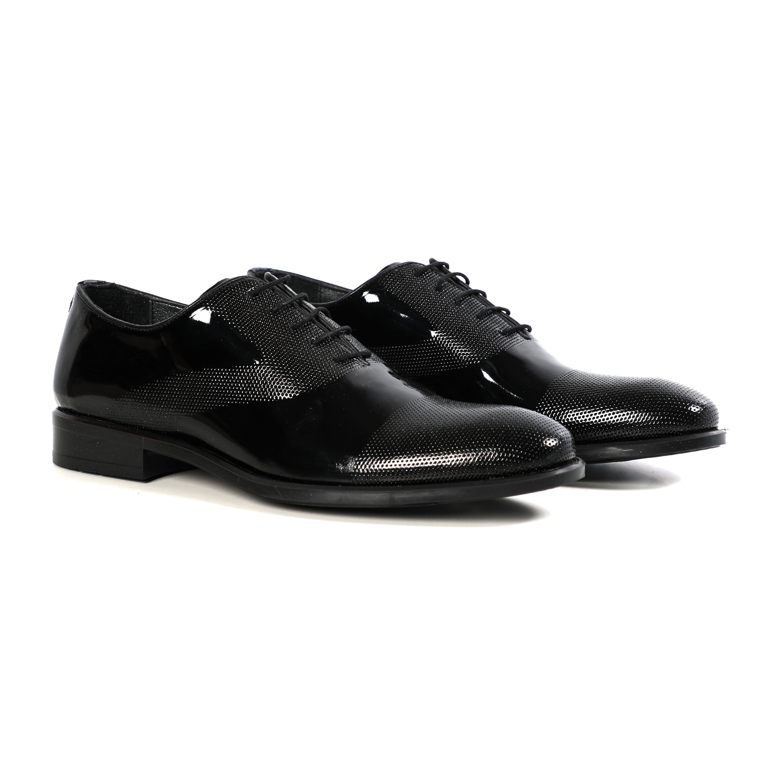 Men Black Glossy Classic Shoes