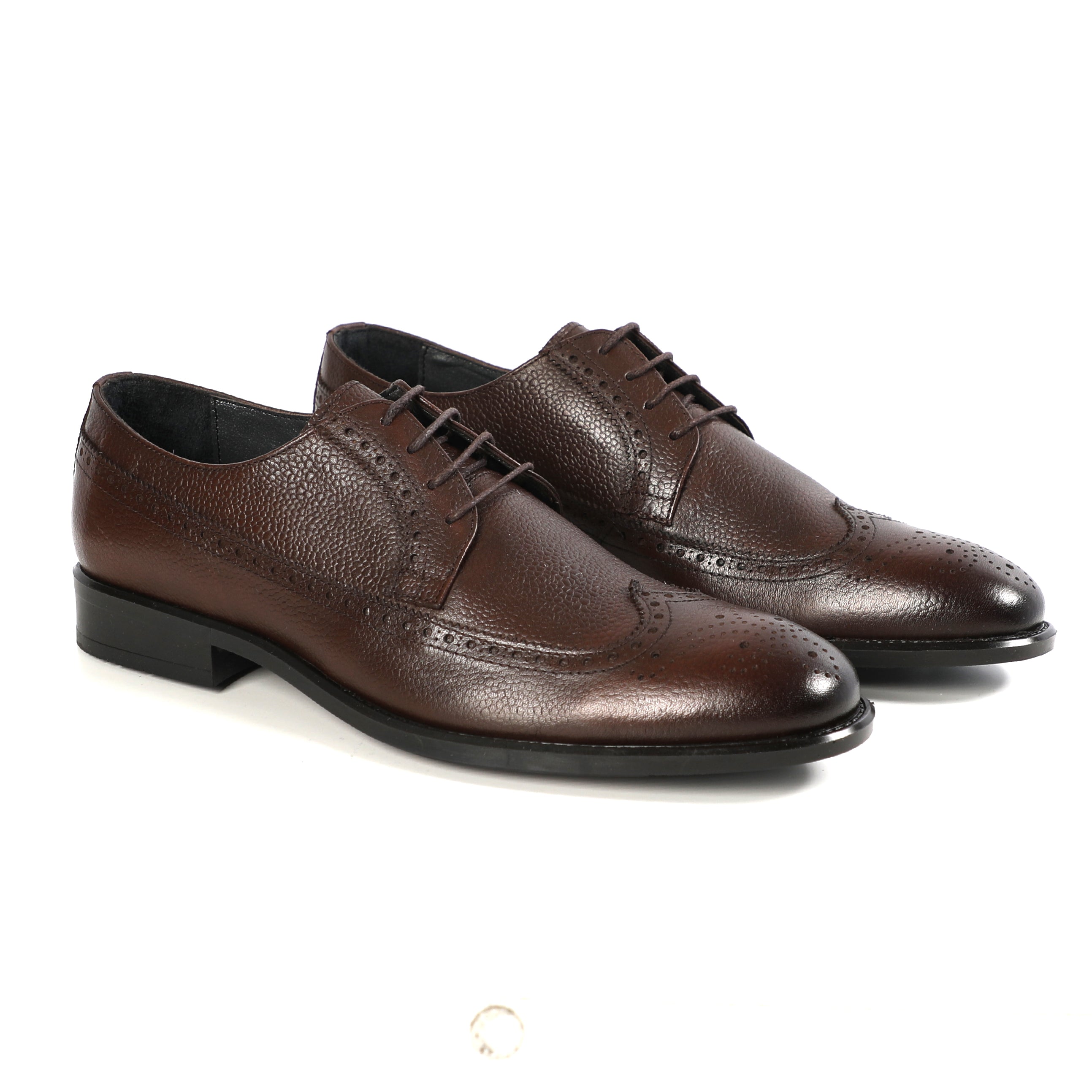 Men Brown Classic Shoes With Crafted Cut