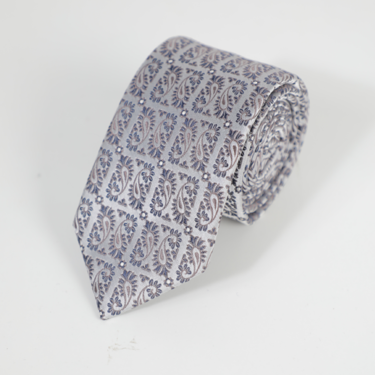 D's Damat Gray Tie With Pattern