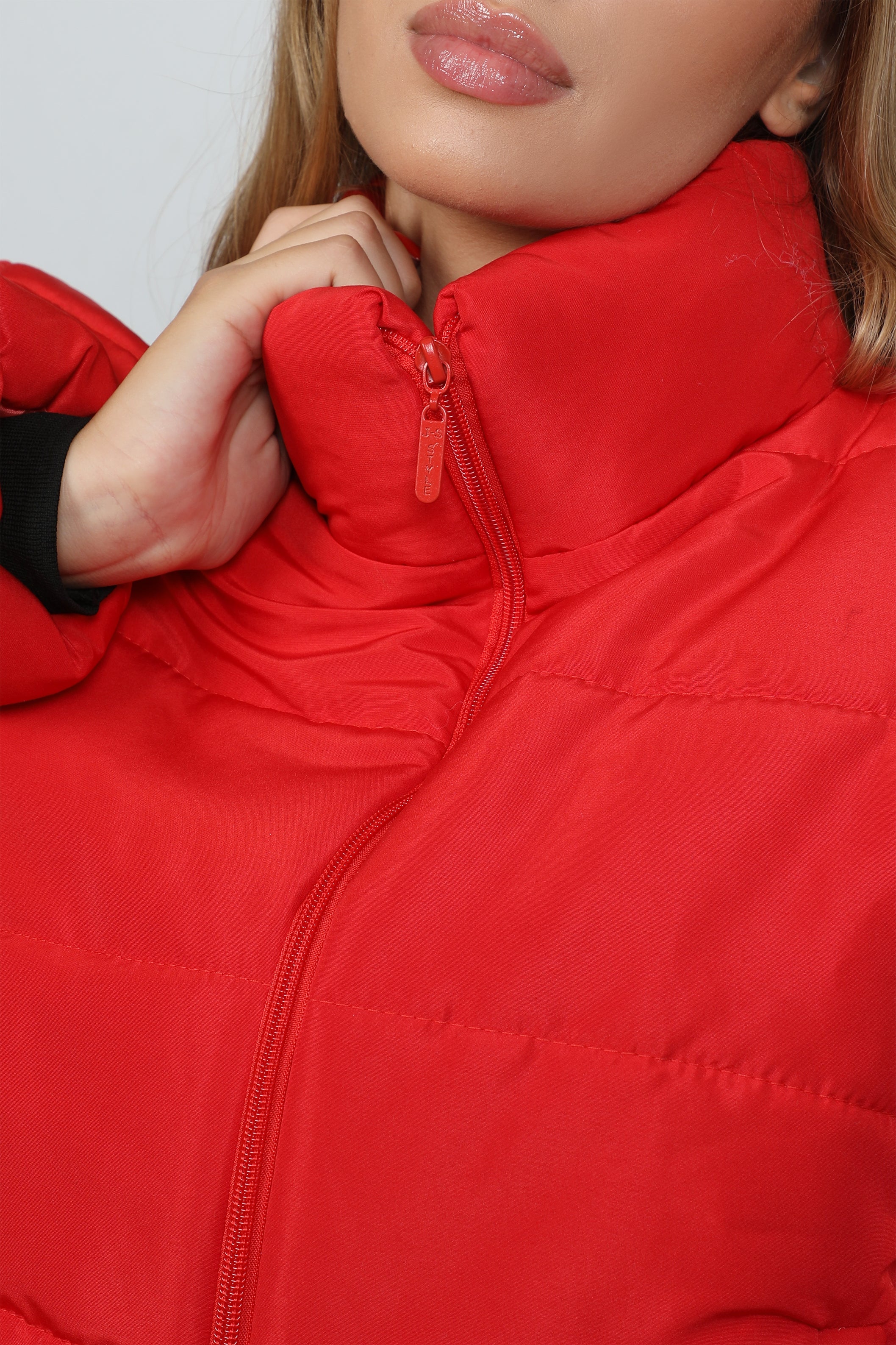 Women Up-Collar Red Puffer Jacket