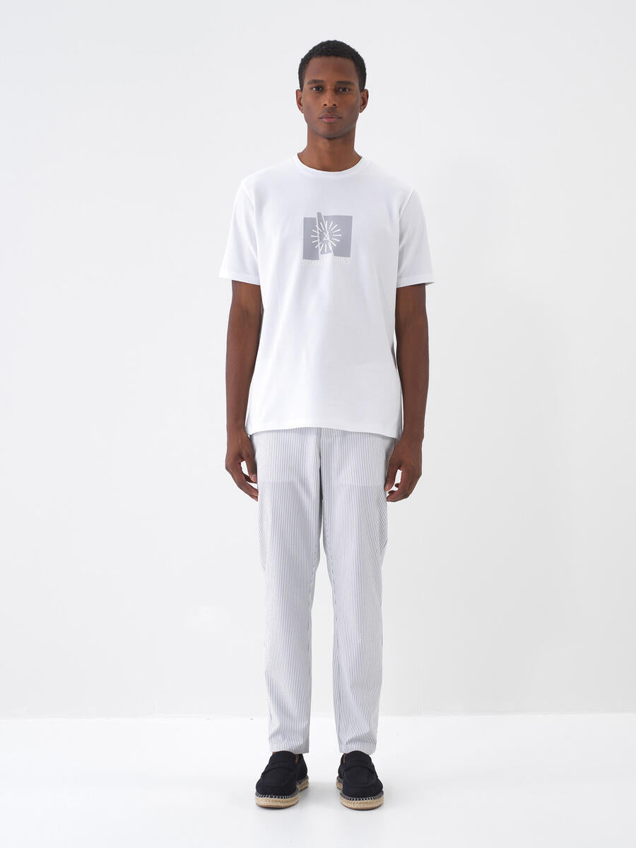 Xint Men White T-shirt Summer Vibes Designed