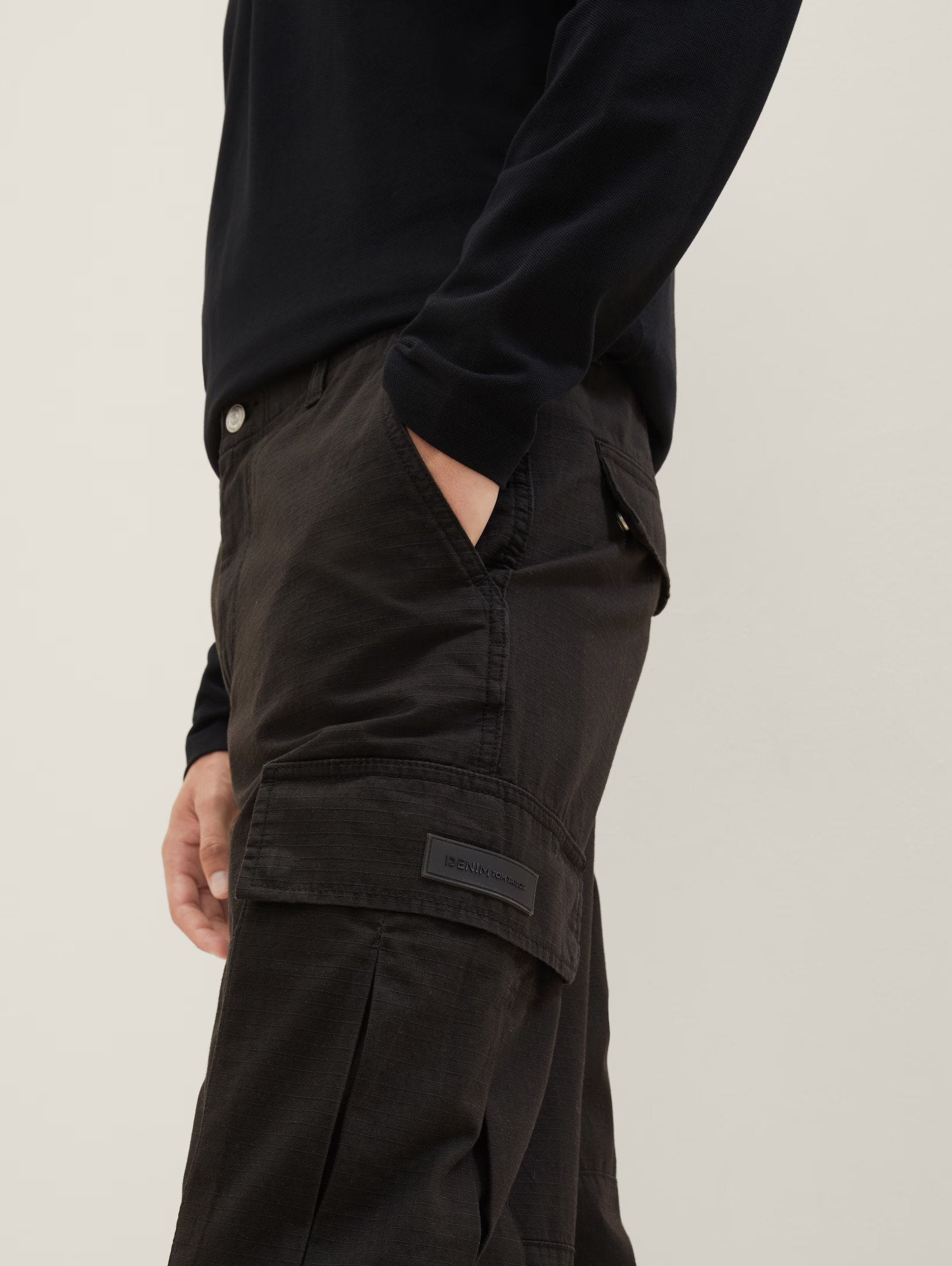 Tom Tailor Loose Tappered-Fit Black Cargo Pants